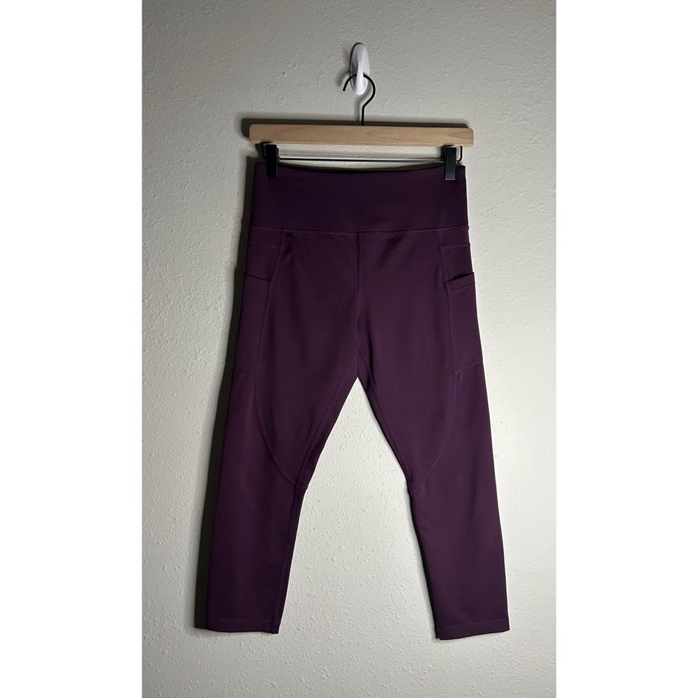 Zyia High Rise Purple Pocket Crop Leggings Size 6-8 (M)